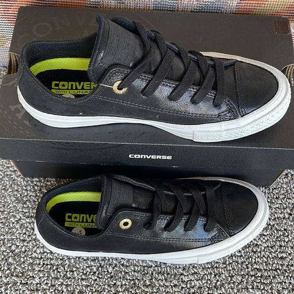 Converse WMNS Chuck Taylor All Stars ll OX 555958C BLACK/BLACK/WHITE Sneakers - Picture 5 of 16